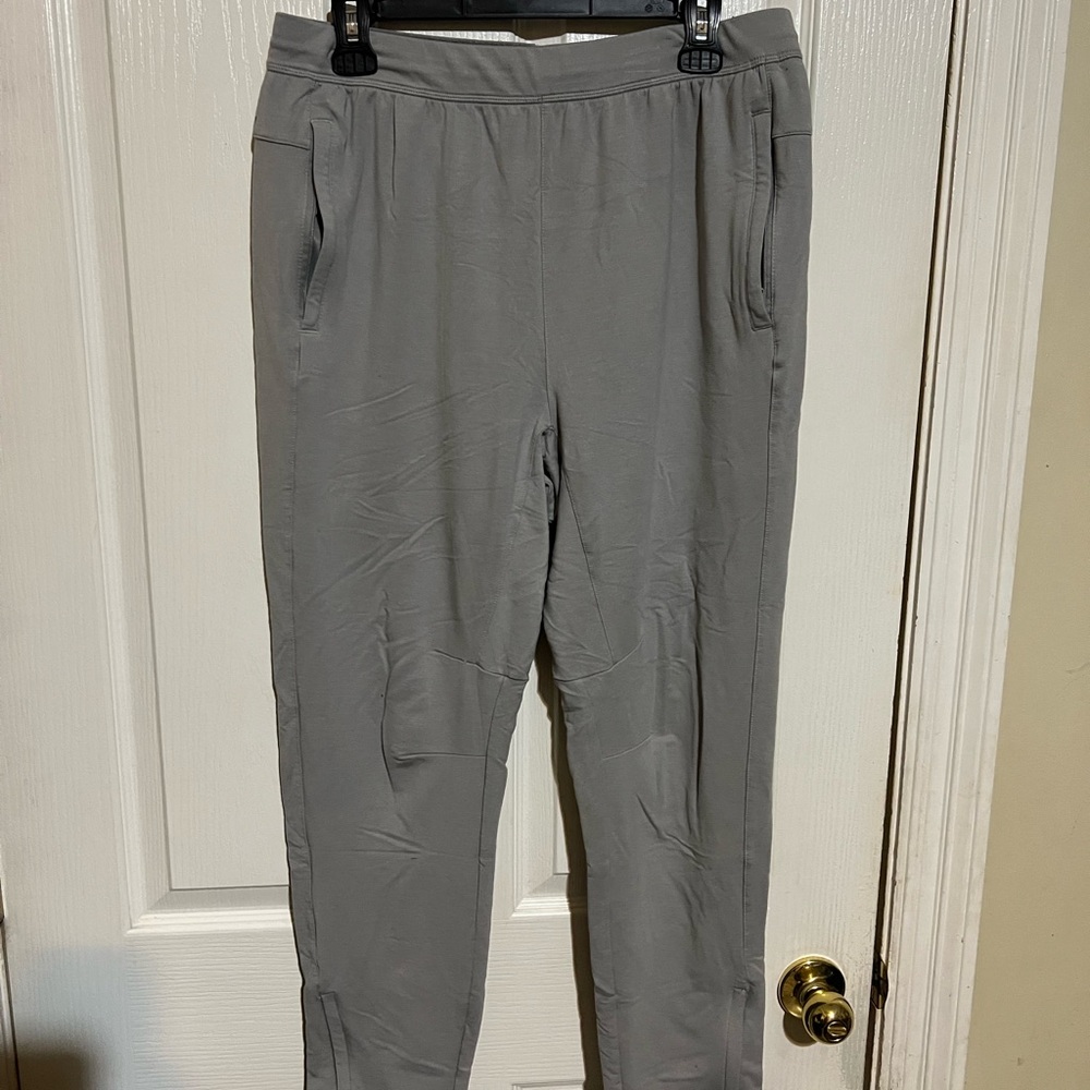 adidas Men's Large Gray Joggers